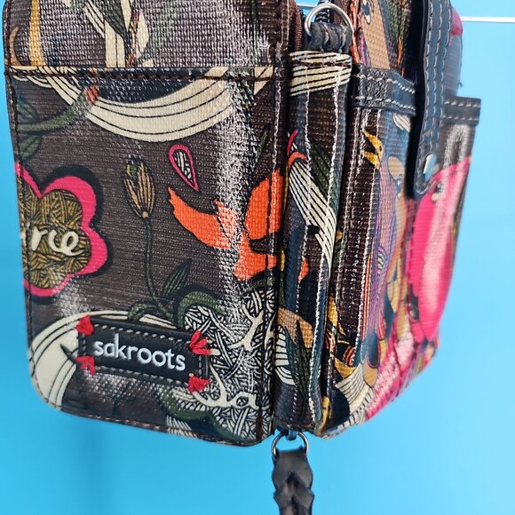 🌸 Sakroots Mini Wallet – Funky • Compact • Artsy - Picture 5 of 11